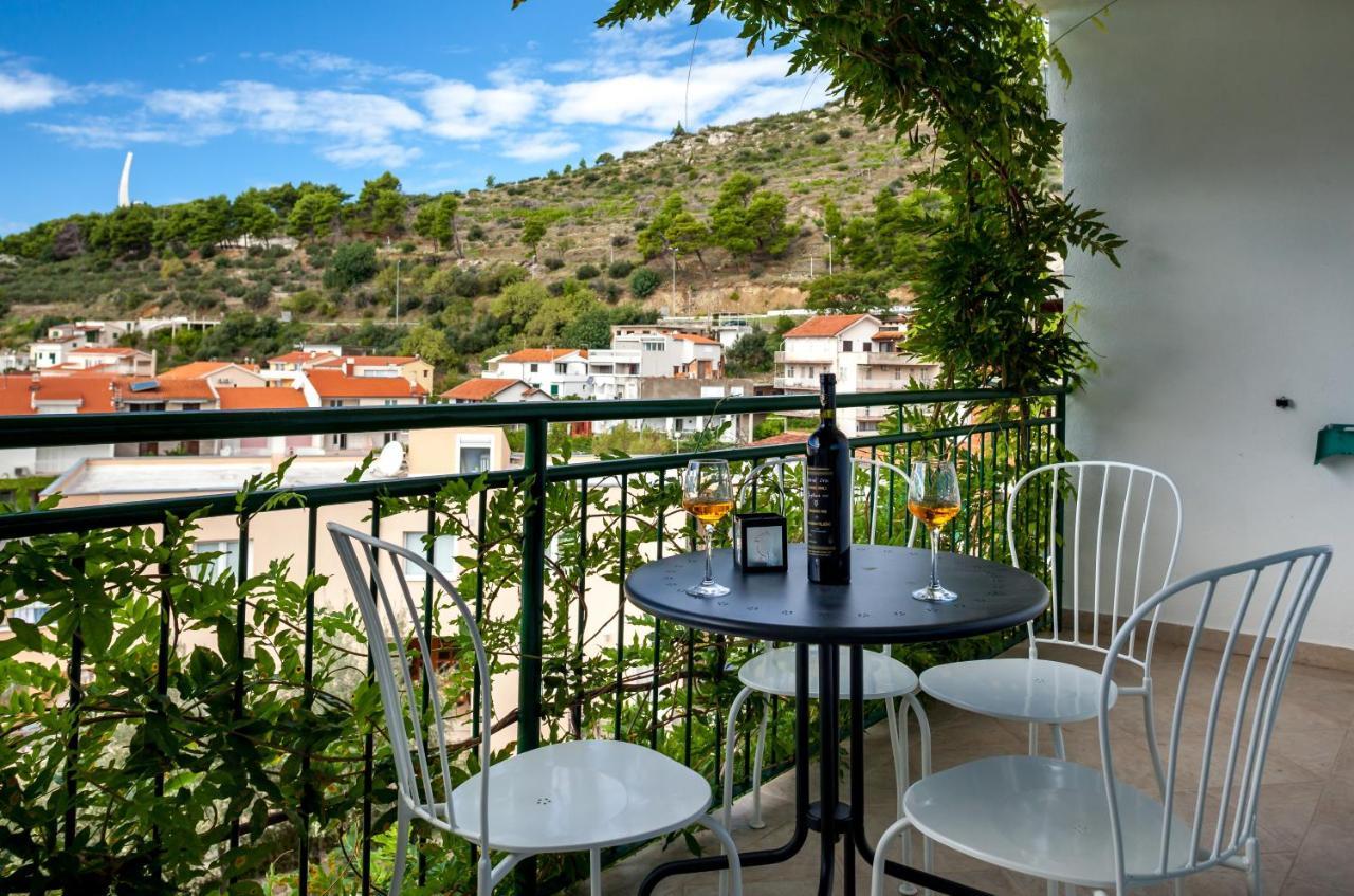 Apartments Leut 80M From The Sea Подгора Екстериор снимка