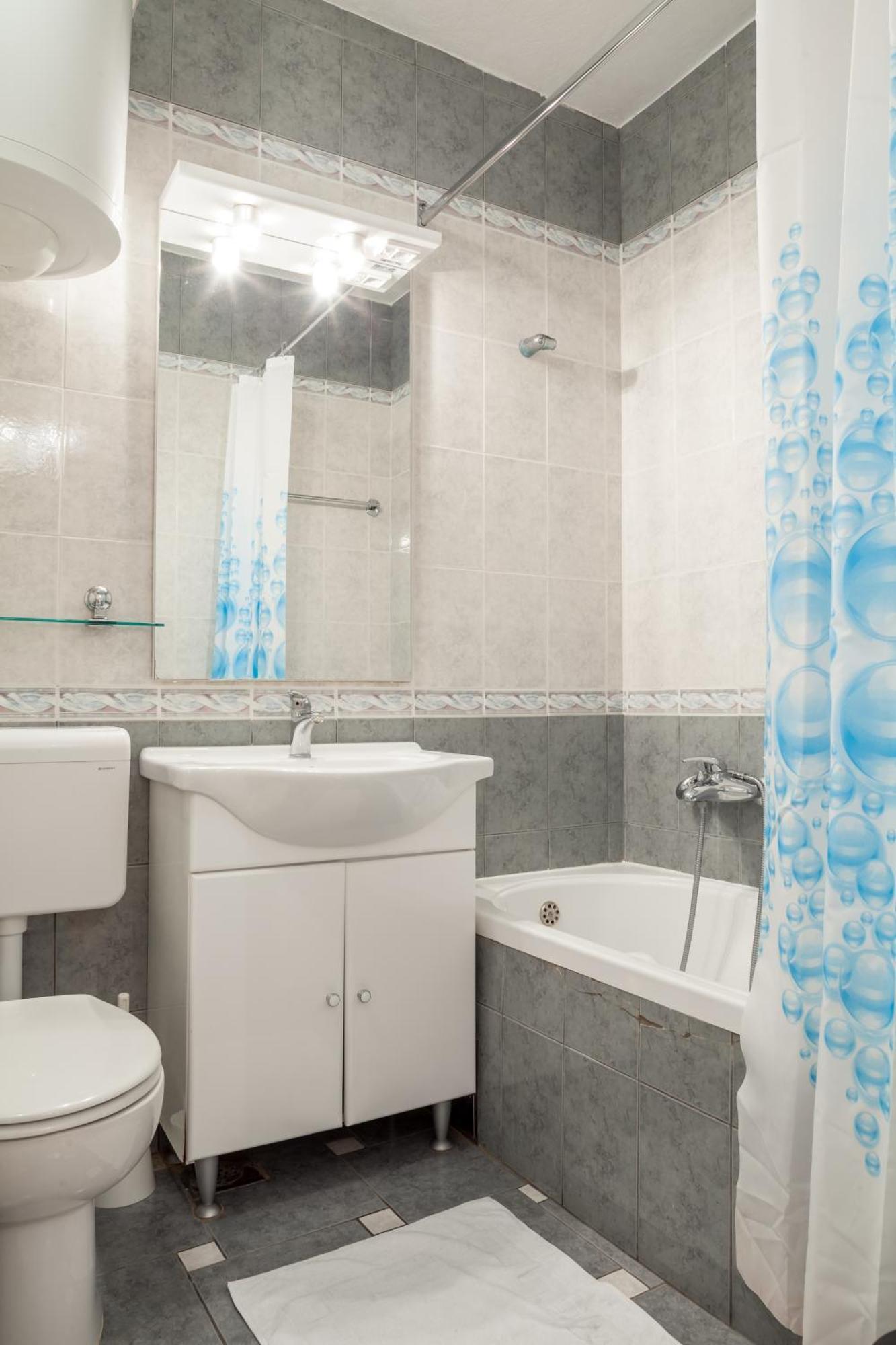 Apartments Leut 80M From The Sea Подгора Стая снимка